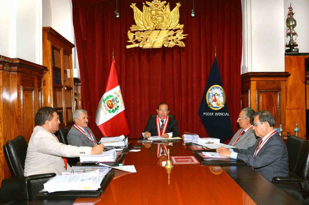 Cómo realizar una consulta de un trámite judicial en Perú